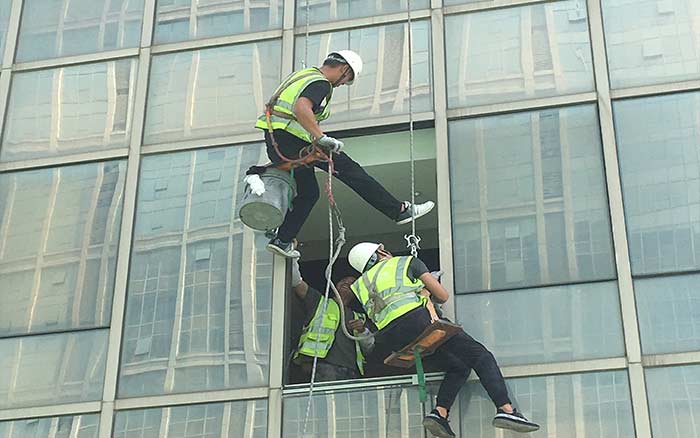 镇江外墙玻璃维修生成厂家电话