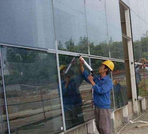 建邺幕墙玻璃破碎更换生产厂商联系方式